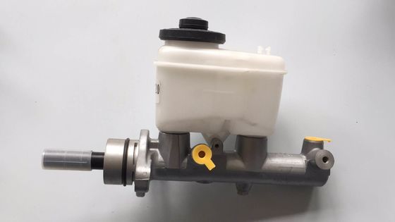 47201-60720 브레이크 마스터 실린더 FITS TOYOTA LAND CRUISER 100 FZJ10# HDJ100 UZJ100 HZJ105 DSL2 FEI TD2 브레이크 마스터 실린더 서브 어셈블리 FZJ100 FITS TOYOTA Land Cruiser FZJ100 UZJ100 HDJ100 OEM