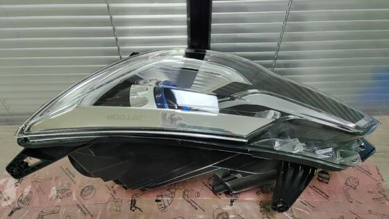 F01-4421010 F01-4421020 왼쪽 및 오른쪽 헤드 램프는 Jetour X70에 적합합니다.