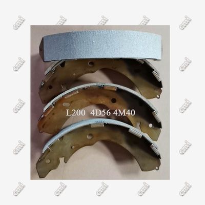 미쓰비시 L200 드럼 브레이크 신발 4600A106 4600A122 DV26 4D56 4M40